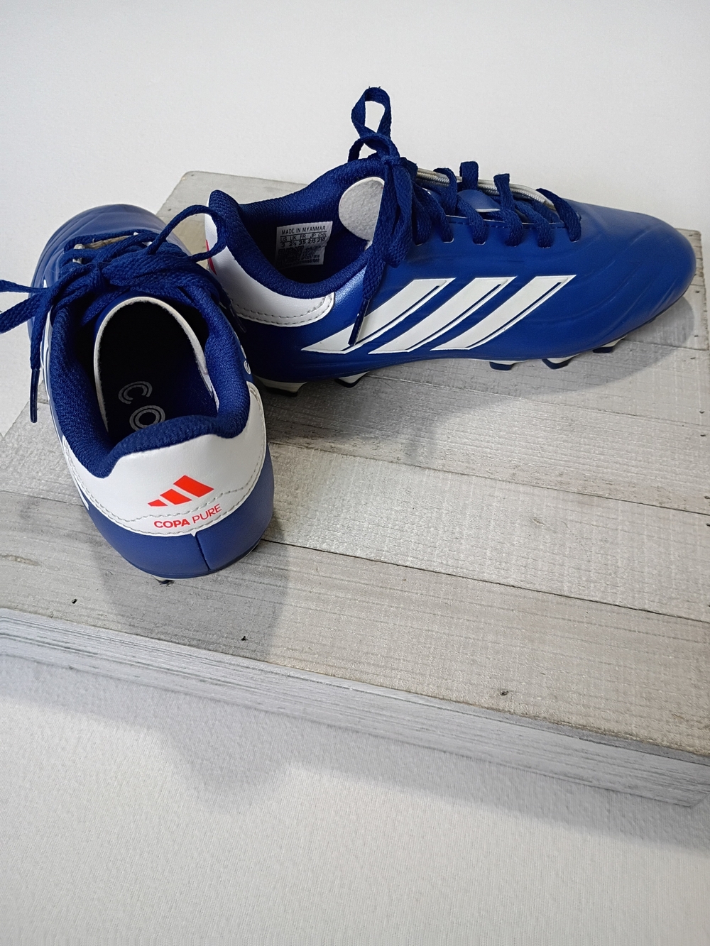Adidas Copa Pure Royal Blue/White Soccer Cleats - Kid Size 3 Outdoor Sports
